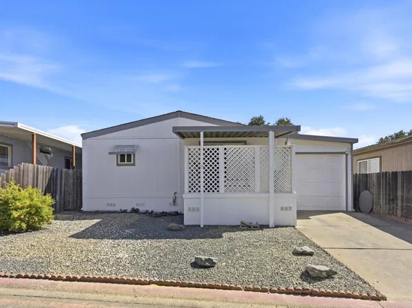 5594 Heritage Dr, Ione, CA 95640