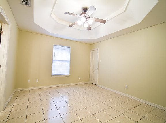 4th image of 1001 S Palm Dr APT 2
