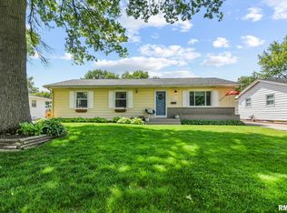 77 Foresters Ln, Springfield, IL 62704