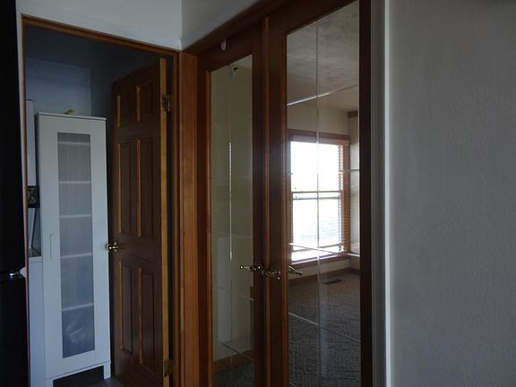 4th image of 5529 E Lake Dr APT C