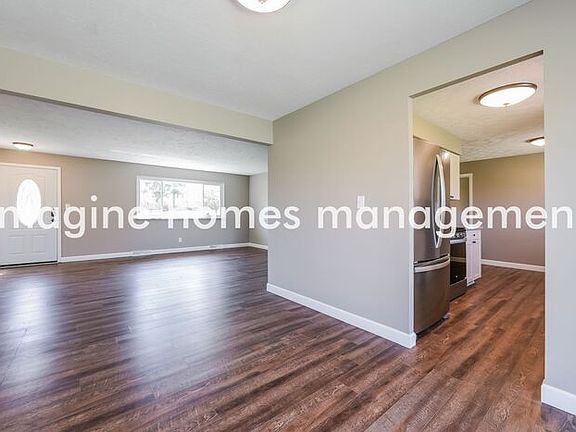 5th image of 5140 W Park Dr