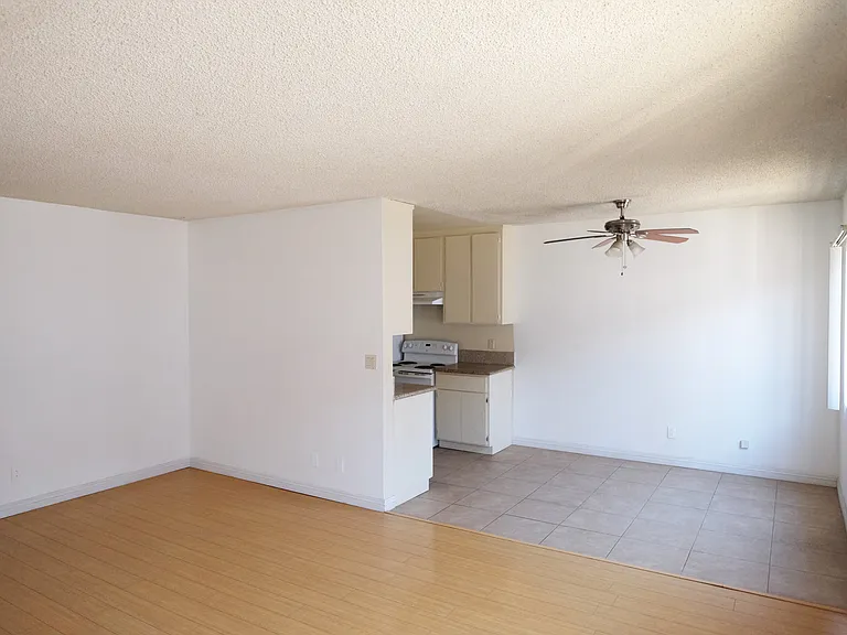 Tilden Apartments — Photo 22