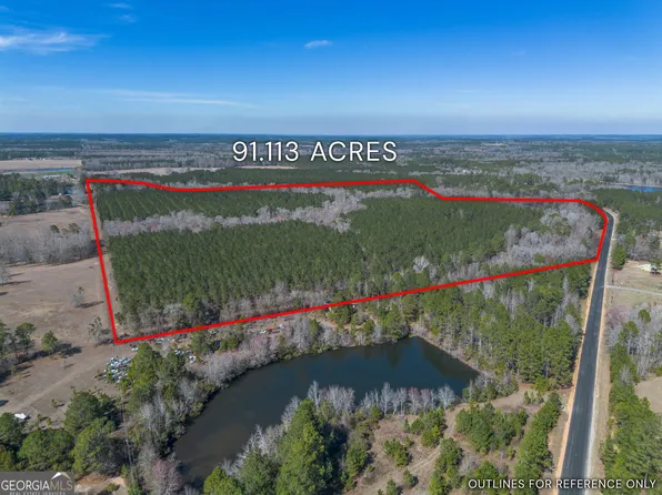 7 Golf Course Rd, Eastman, GA 31023