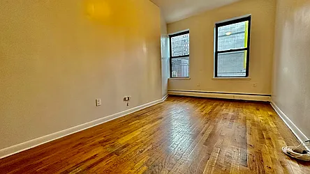 Rented by HOLTON REAL ESTATE INC.