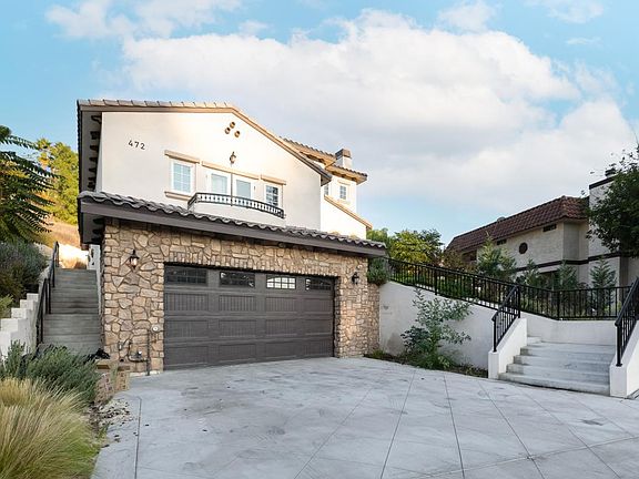3rd image of 472 Camino De Gloria