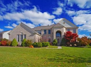 511 Waterview Ct, Canton, MI 48188