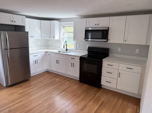 220 S Main St #220, Hopedale, MA 01747