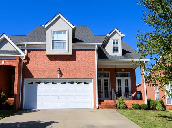 8262 Double Eagle Ct, Ooltewah, TN 37363