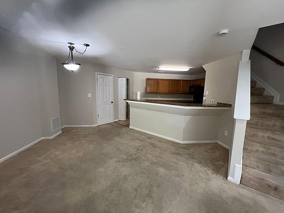 4th image of 4110 Kennygreen Ct