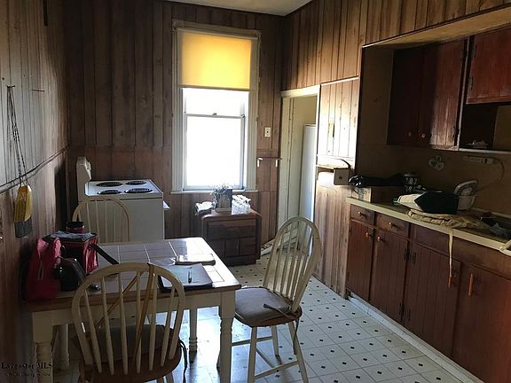 4th image of 332 Washington Ave