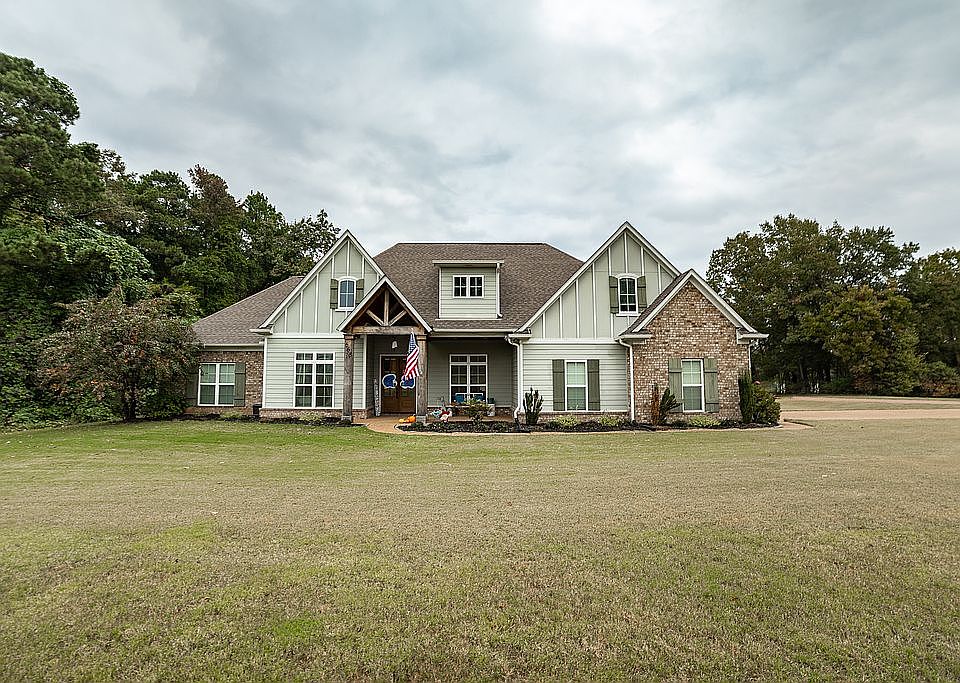 1st image of 668 Vinson Rd