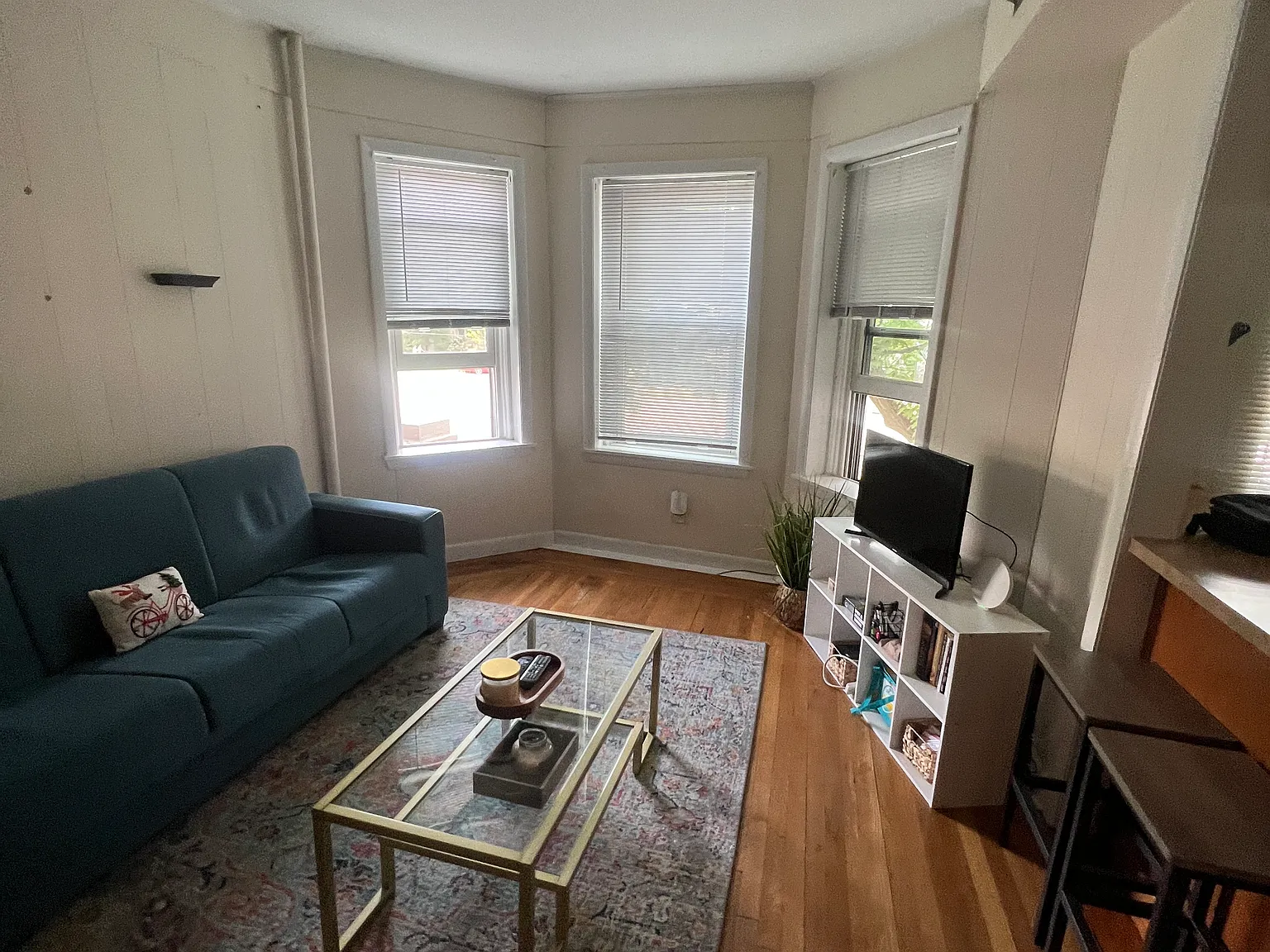 3 bed, 1.5 bath, $3,575 — Photo 2