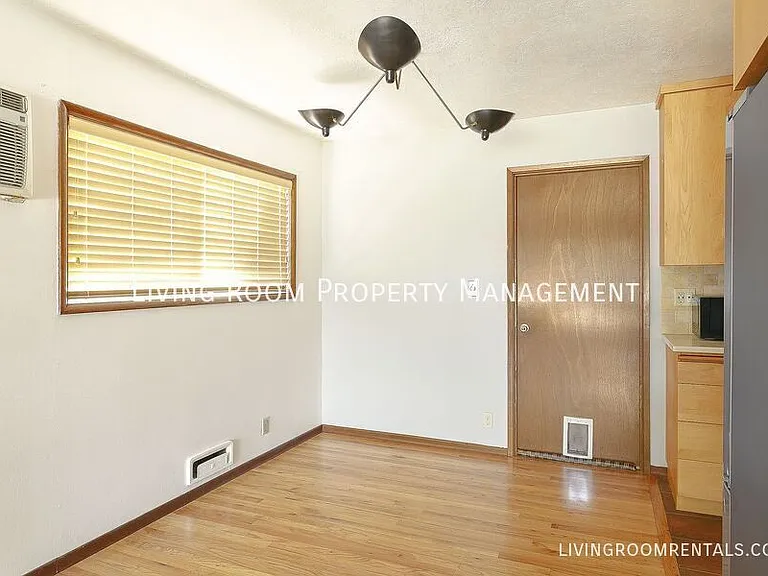 11736 NE Eugene St — Photo 6