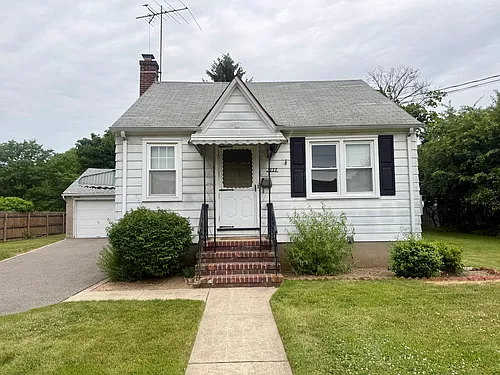 1777 Stone Ave Photo 1
