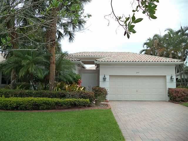 1st image of 2547 Bay Pointe Dr