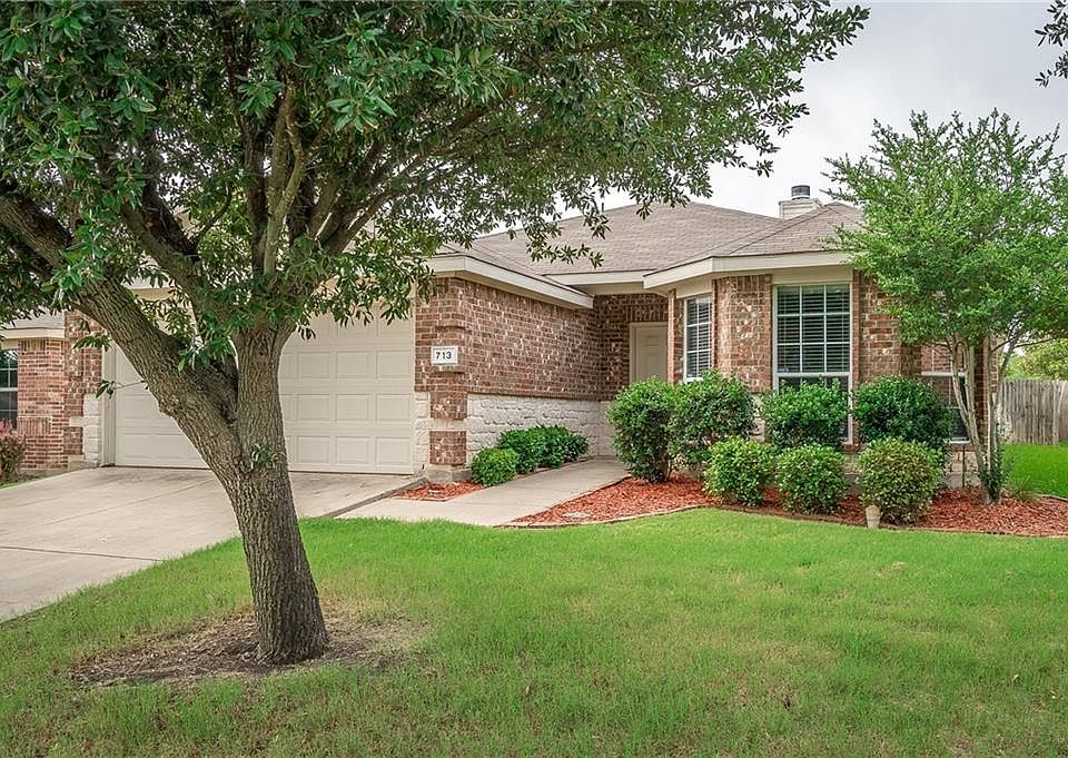 1st image of 713 Bamboo Dr