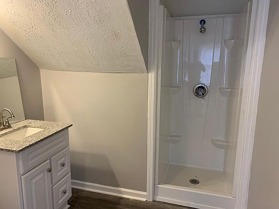 4th image of 2545 Cottonwood Dr