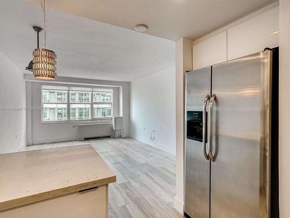 1st image of 1250 West Ave APT 3C