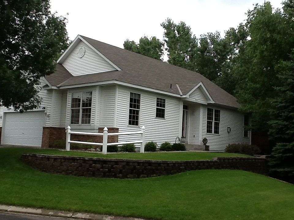 1st image of 498 Meadowood Ln