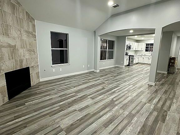 4th image of 6531 Dogwood Park Ln