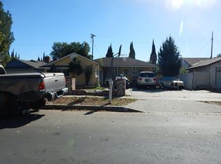 20940 Lull St, Canoga Park, CA 91304
