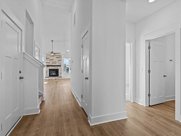 3rd image of 600 Corsac Ct