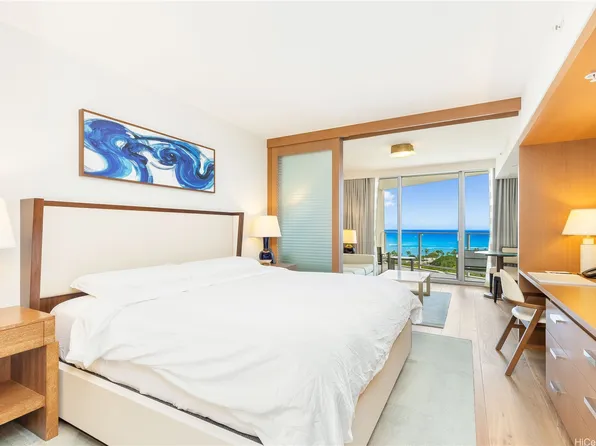 2139 Kuhio Ave #D2207, Honolulu, HI 96815