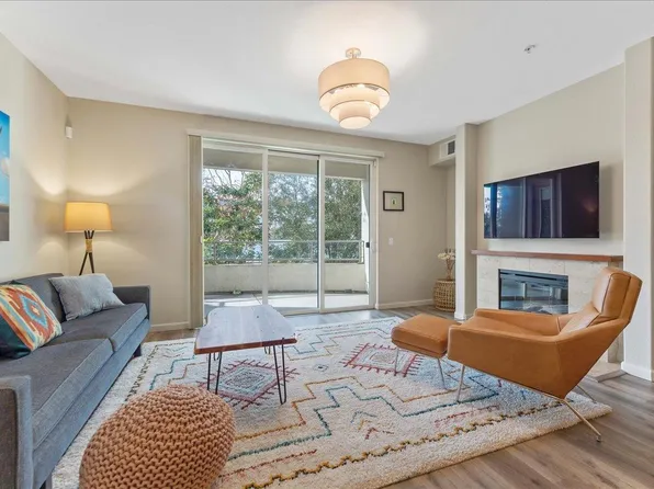 912 Campisi Way Unit 215, Campbell, CA 95008