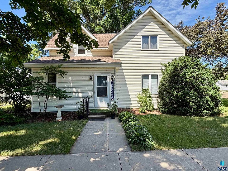 1st image of 801 Mechanic St