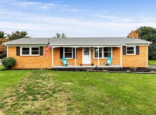 29 La Salle Dr, Grottoes, VA 24441