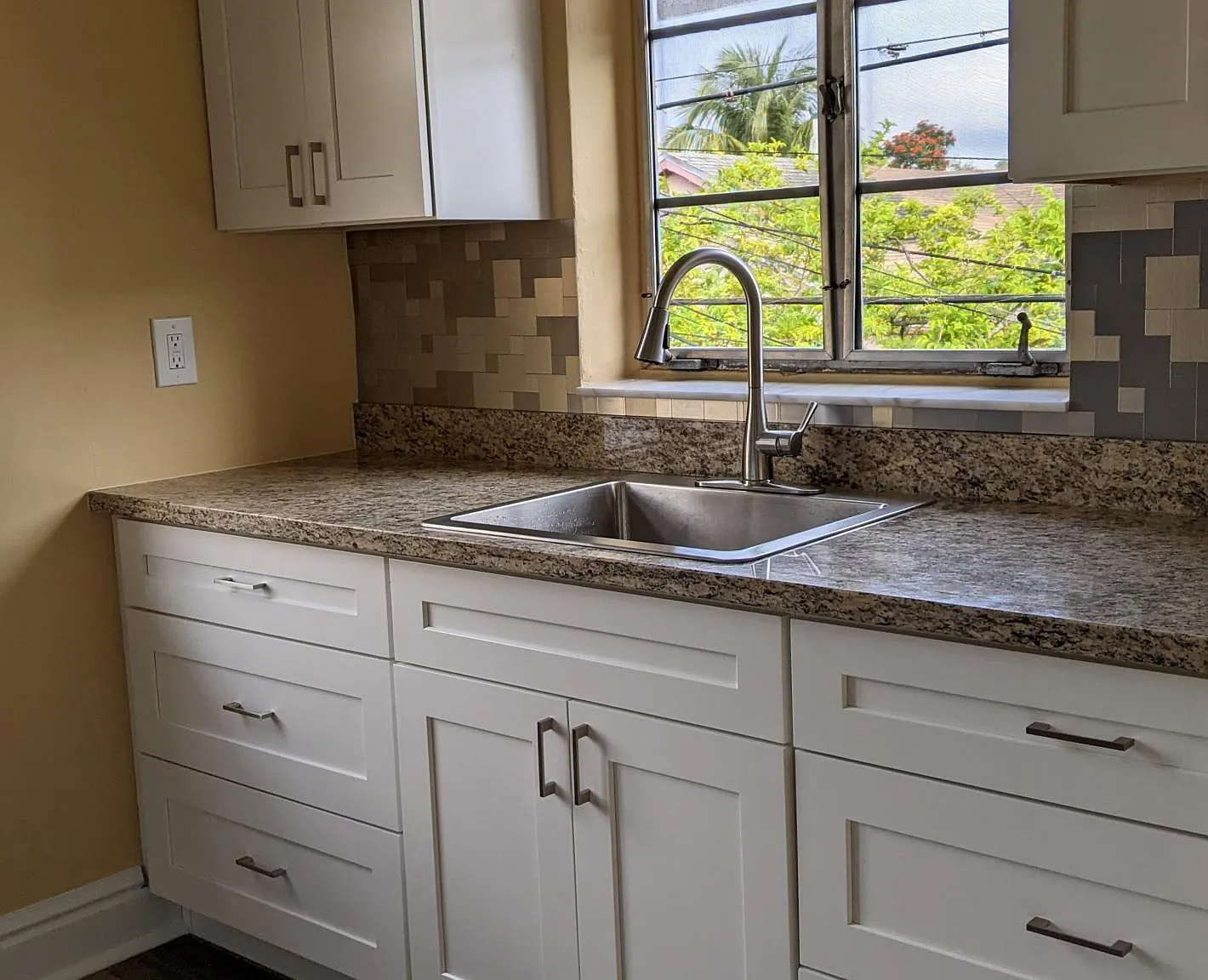 1 bed, 700 sqft, $2,250 — Photo 3