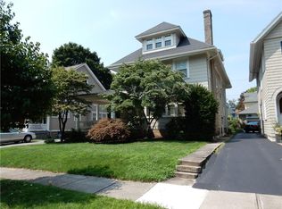 35 Beverly St, Rochester, NY 14610