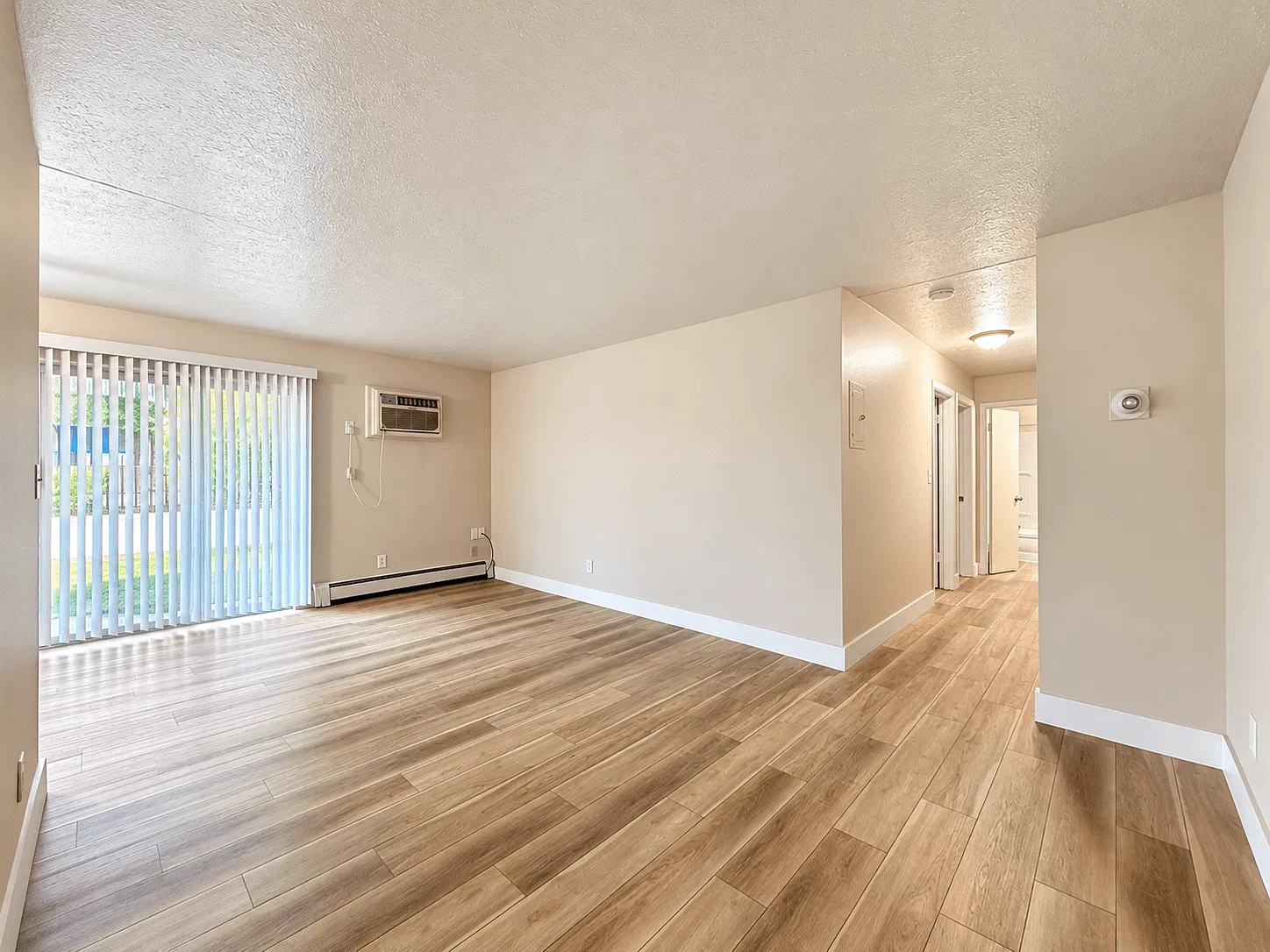 Cedarwood Estates Apartments — Photo 3