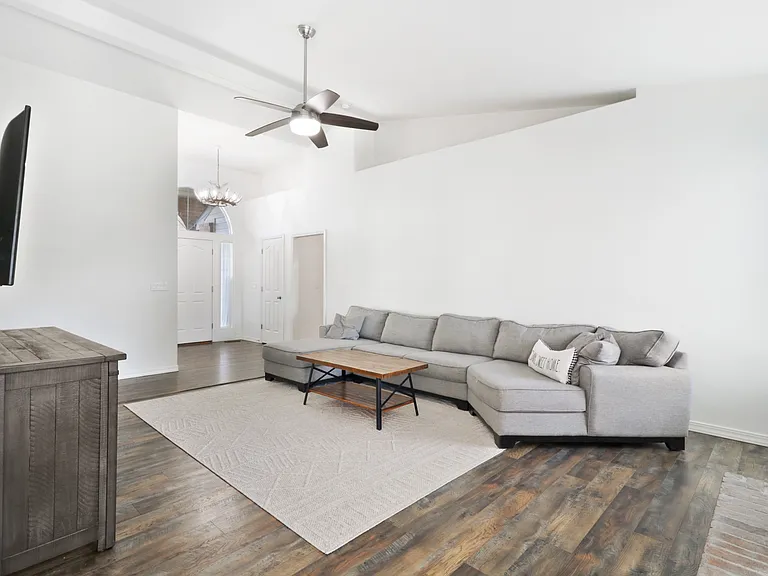 695 W Riodosa Dr — Photo 21