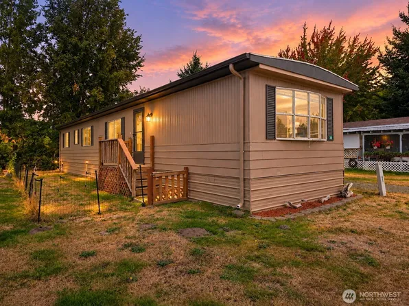 3715 152nd St NE #32, Marysville, WA 98271