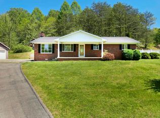 982 Ardel Rd, Wayne, WV 25570