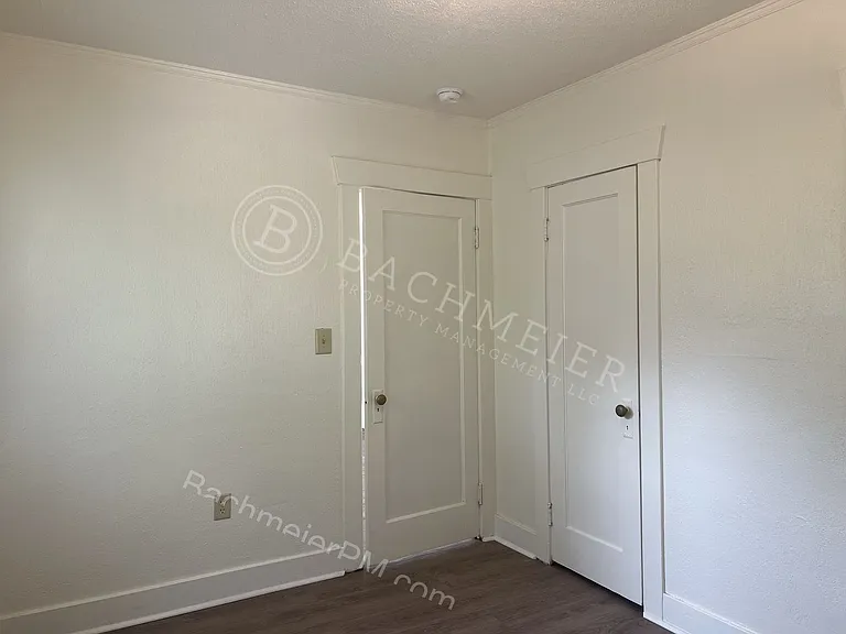 720 SW 5th St — Photo 10