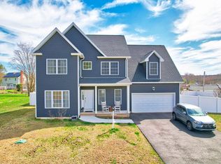 10 Jack English Dr, Middletown, CT 06457