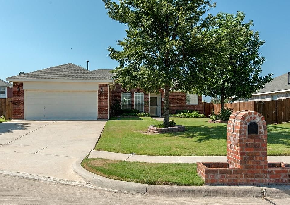 1st image of 2512 Briar Forest Dr