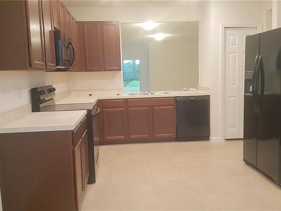 2nd image of 10284 Silver Pond Ln