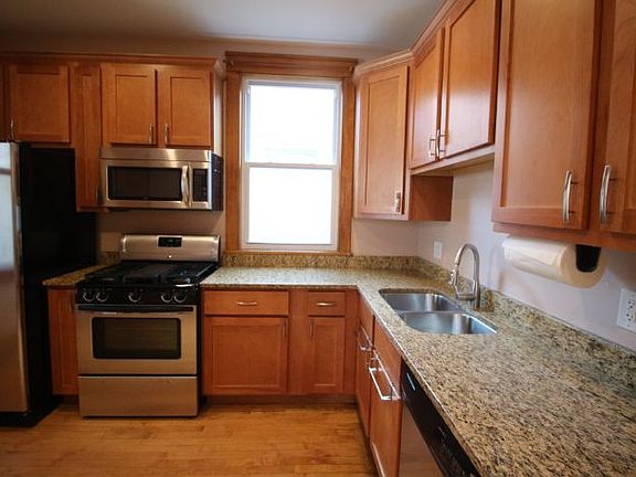 2nd image of 4433 N Campbell Ave #2