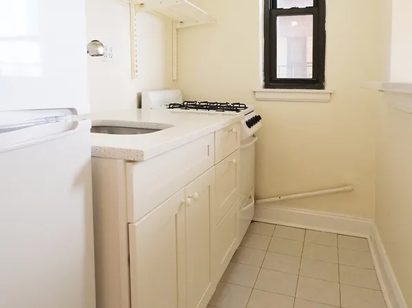 70 Clark Street image 17 of 46