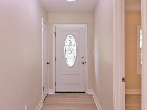 3rd image of 87 Dale Ave