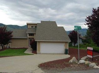 102 Fair Way, Chelan, WA 98816