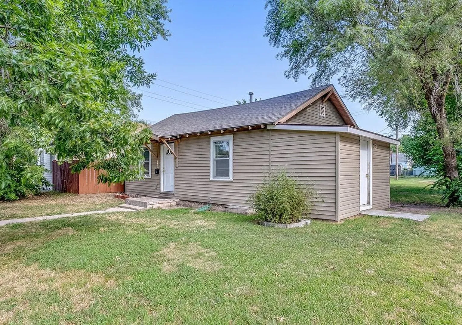 2 Bedroom 1 Bathroom house — Photo 3