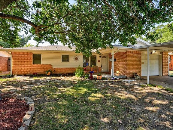 3rd image of 410 Mimosa Dr