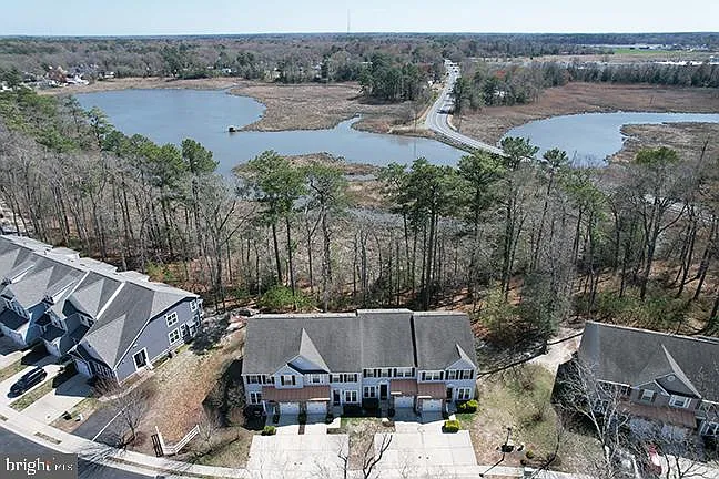 20022 Bluff Point Dr photo 1