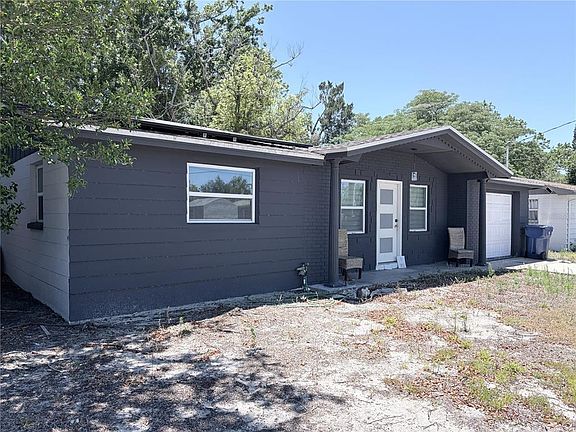 5th image of 3818 Moog Rd