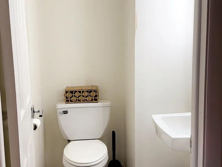 3615 S 3400 W — Photo 9