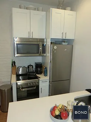 Rented by Bond New York | media 16